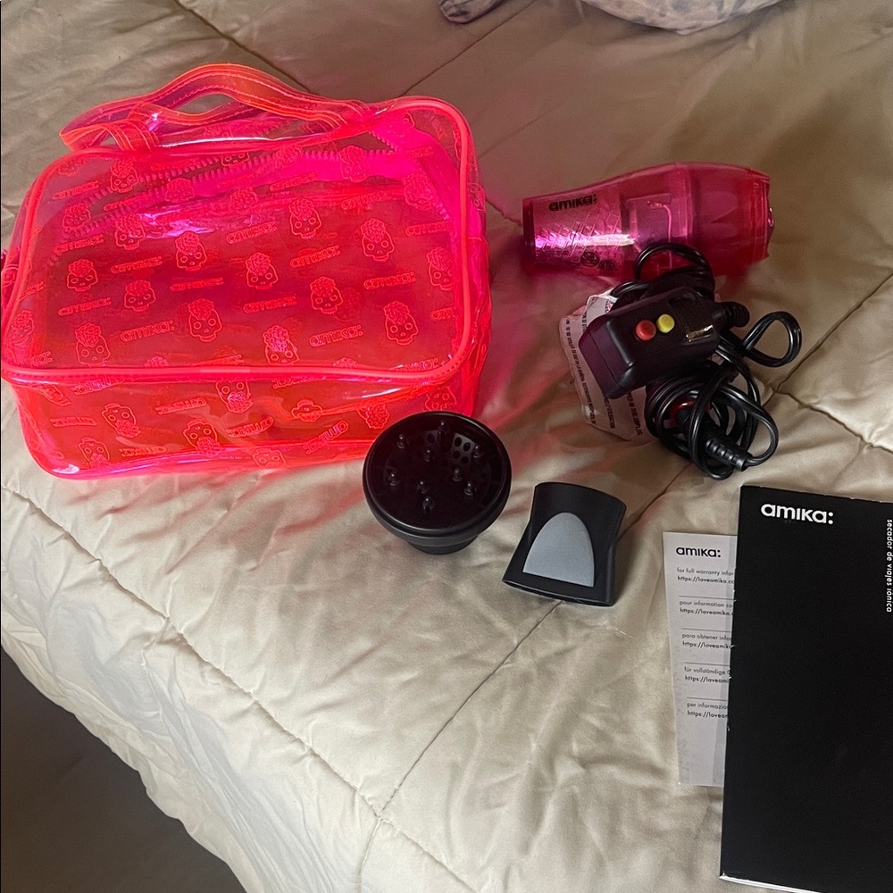 Amika Vibrant Pink Hair Styling Set